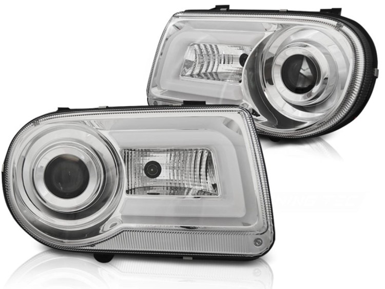 LAMPY PRZEDNIE REFLEKTORY CHRYSLER 300C 05-10 CHROME TUBE LIGHT LED