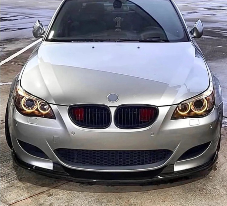 DOKŁADKA ZDERZAKA PRZEDNIEGO BMW 5 SERII E60 / E61 M5 05+ T2