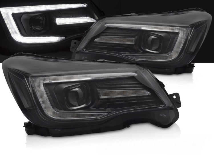 LAMPY PRZEDNIE REFLEKTORY XENON DRL BLACK SUBARU FORESTER IV 13-18