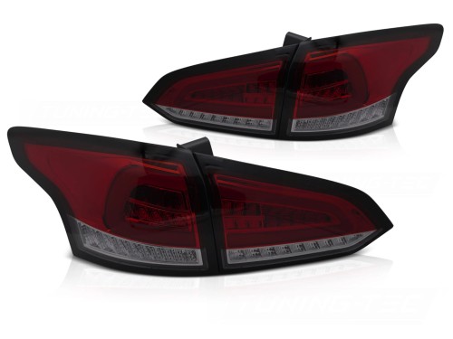 LAMPY TYLNE RED SMOKE SEQ FORD FOCUS MK 3 KOMBI 11-18