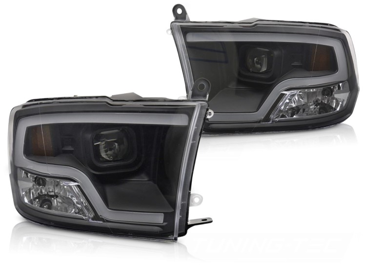 LAMPY PRZEDNIE REFLEKTORY DODGE RAM 09-18 LED