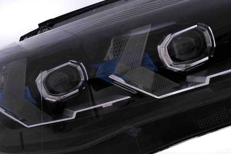 REFLEKTORY LAMPY PRZEDNIE LED BMW X5 F15 (13-18) KONWERSJA NA X5 G05