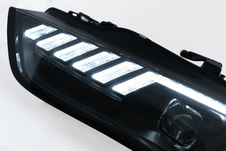LAMPY PRZEDNIE REFLEKTORY LED DRL AUDI A4 B8.5 FACELIFT (12-15)