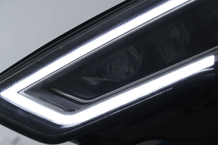 REFLEKTORY LAMPY PRZEDNIE LED AUDI A3 8V (13-16) FACELIFT LOOK