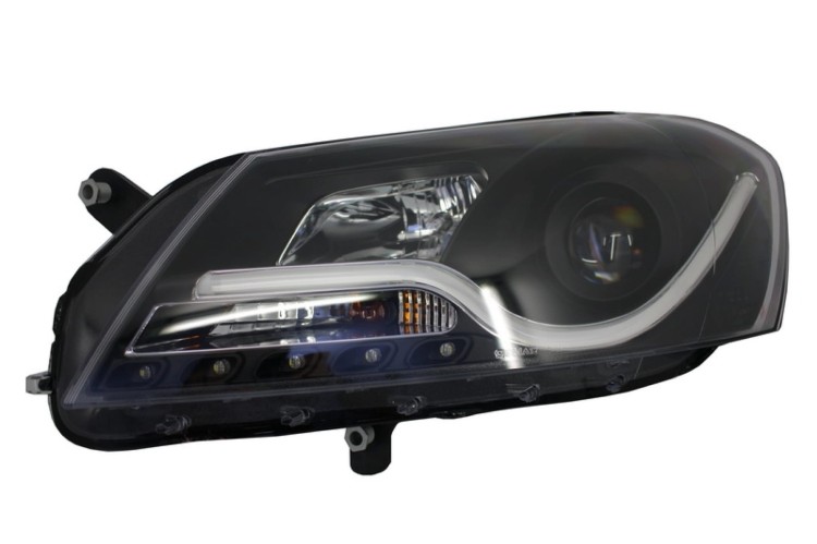 REFLEKTORY LAMPY PRZEDNIE VW PASSAT B7 (10.2010-10.2014)