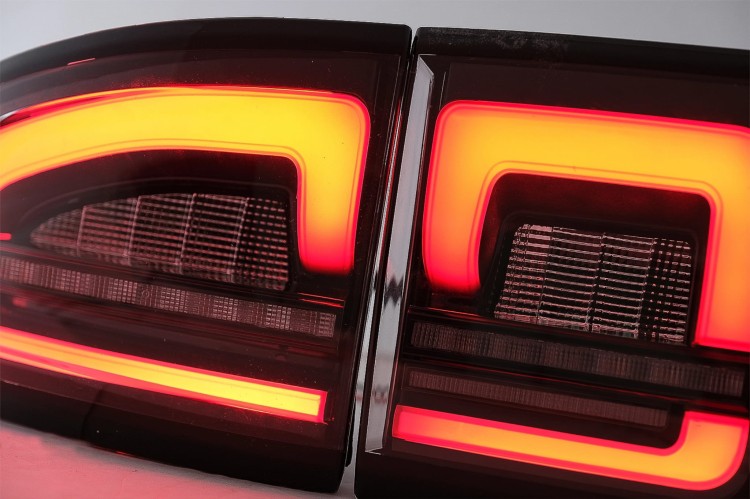 LAMPY TYLNE LED LAND ROVER DISCOVERY SPORT L550 (2014-2019) DESIGN 2020
