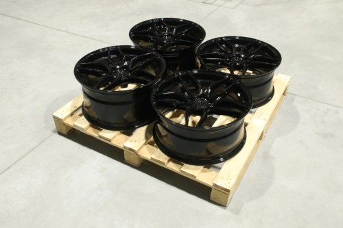 SET OF CVR3 20X9 ET35 + 20X10 ET27 5X112 PLATINUM BLACK