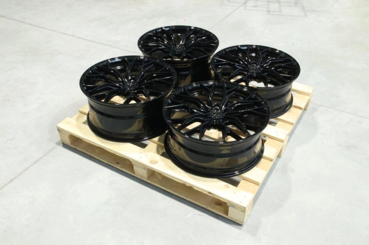 SET OF CVR1 20X8 ET20 + 20X9 ET35 5X112 GLOSS BLACK