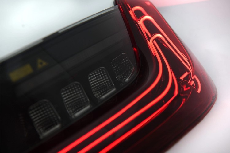 LAMPY TYLNE LED BMW 3 SERII G20 SEDAN (18-22) RED LASER LOOK