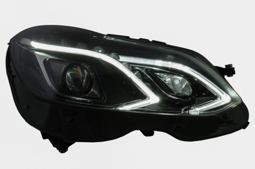 LAMPY PRZEDNIE REFLEKTORY LED MERCEDES E KLASA W212 (09-12) FACELIFT LOOK