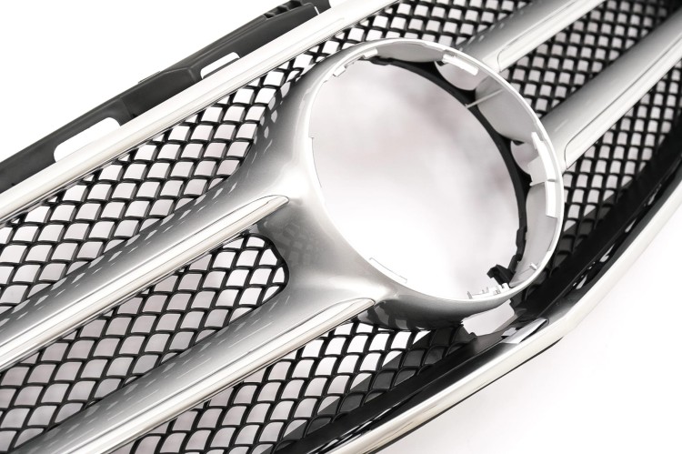 ATRAPA GRILL PRZEDNI MERCEDESA E KLASA W212 S212 FACELIFT (2013-2016)