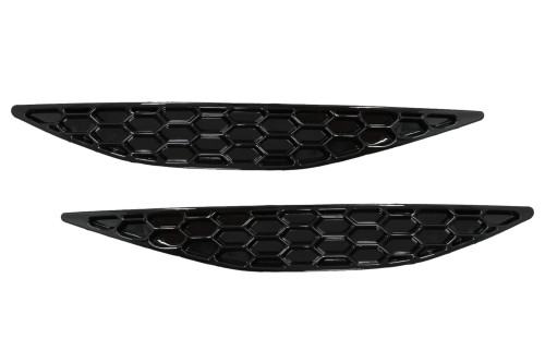 ZAŚLEPKI ODBLASKÓW W ZDERZAKU PLASTER MIODU VW GOLF 7 GTI 5G (2013-2017)