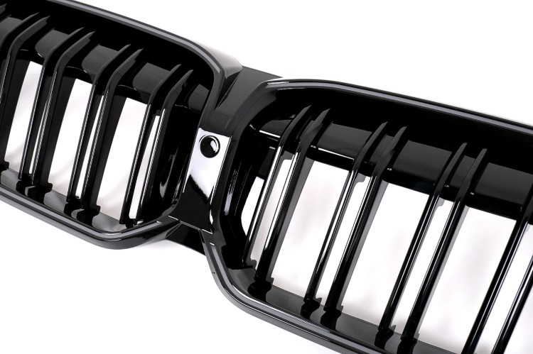 NERKI ATRAPA CHŁODNICY Z DIODAMI LED BMW 3 SERII G20 G21 LCI 23-25