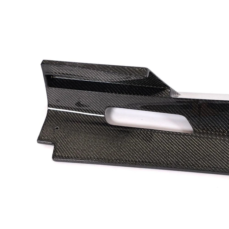 DOKŁADKI PROGÓW BOCZNYCH CARBON CM STYLE BMW X7 G07