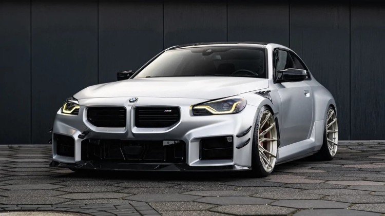 WHEELFORCE WHEELS MODEL: RACE.TWO 19X9 ET44 5X112 FROZEN SILVER