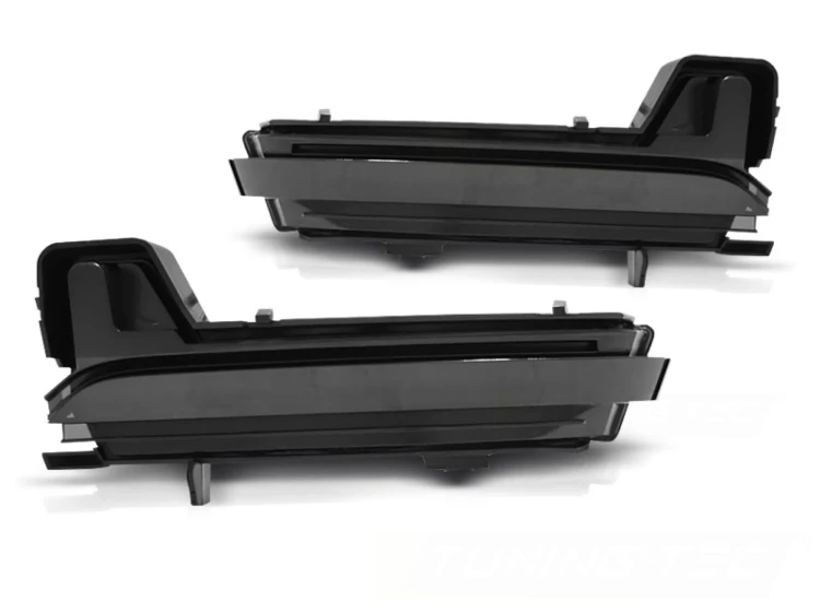 KIERUNKOWSKAZY BOCZNE SMOKE LED SEQ SKODA KODIAQ 16+ KAROQ 17+
