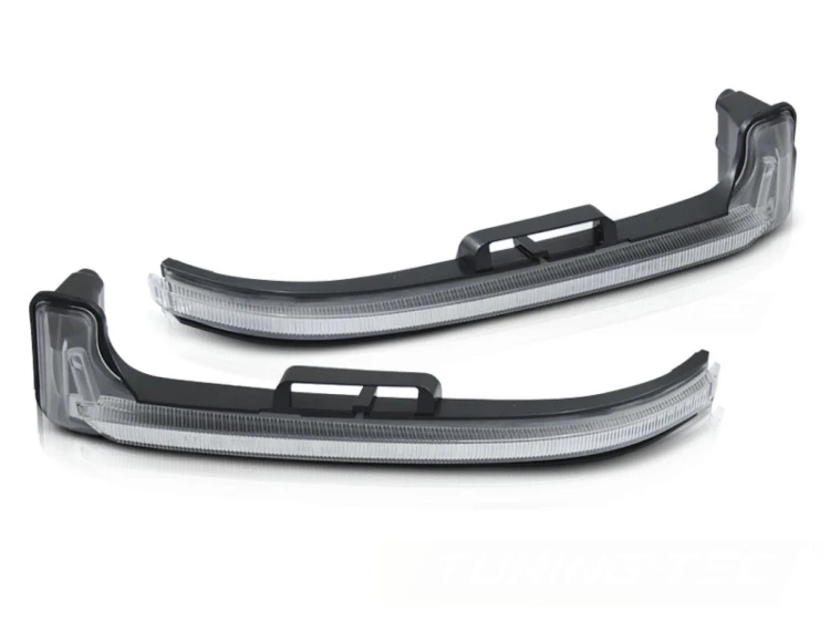 KIERUNKOWSKAZY BOCZNE LED SEQ PEUGEOT 3008 16- / 5008 17-