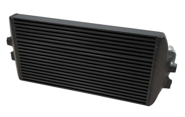 INTERCOOLER DEDYKOWANY BMW E60 / E61 / E63 / E64 535I 525D 530D 535D 635D