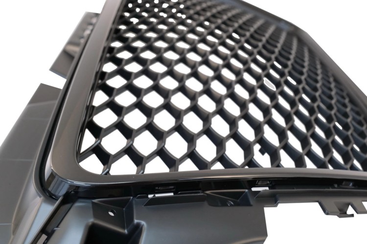 PRZEDNI GRILL BEZ EMBLEMATU DO AUDI A3 8P FACELIFT (2007-2012) RS DESIGN W