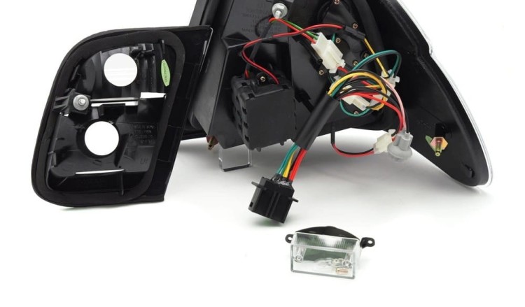 LAMPY TYLNE LED TAIL BLACK BMW E46 01-05 SEDAN