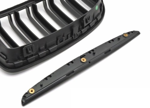 GRILL ATRAPA NERKI CZARNY MAT BMW 3 SERII E90 / E91 05-08
