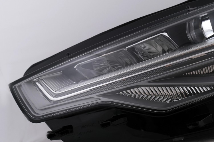 REFLEKTORY LAMPY PRZEDNIE LED AUDI A6 C7 4G 11-14 KONWERSJA Z XENON NA LED