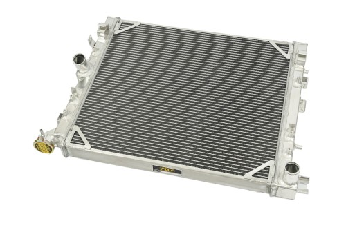 ALUMINIOWA CHŁODNICA WODY JEEP WRANGLER JK 06-18