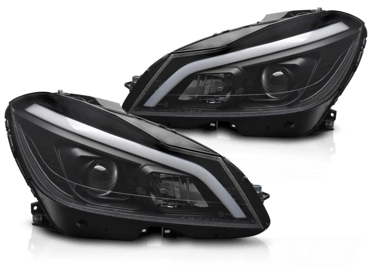 LAMPY PRZEDNIE REFLEKTORY LED BLACK SEQ DRL MERCEDES C KLASA W204 11-14
