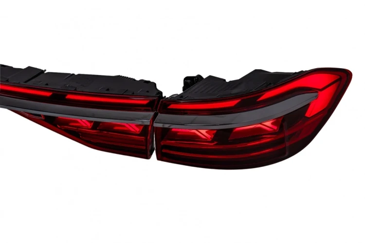 BODY KIT ZDERZAK LAMPY DYFUZOR AUDI A8 D5 18-21 KONWERSJA NA S8 22 LOOK