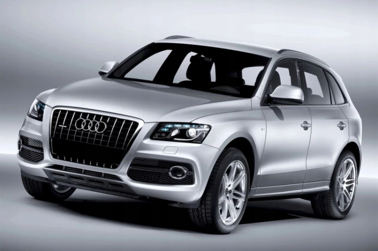 LUSTERKA OBUDOWY AUDI Q5 SQ5 8R (11/2008-2016)