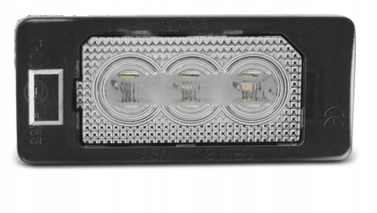 OŚWIETLENIE REJESTRACJI LED BMW E82 COUPE (07-11)