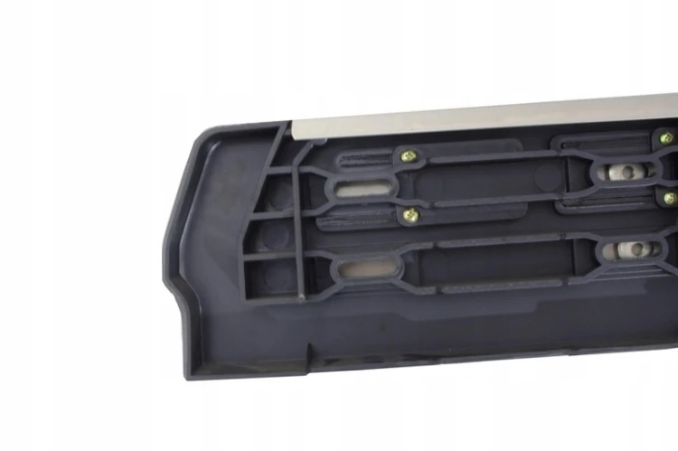 STOPNIE PROGOWE VW TIGUAN (2007-2015)
