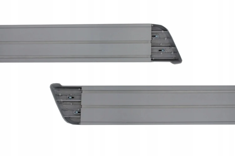 STOPNIE PROGOWE VW TOUAREG 7L (2003-2011)