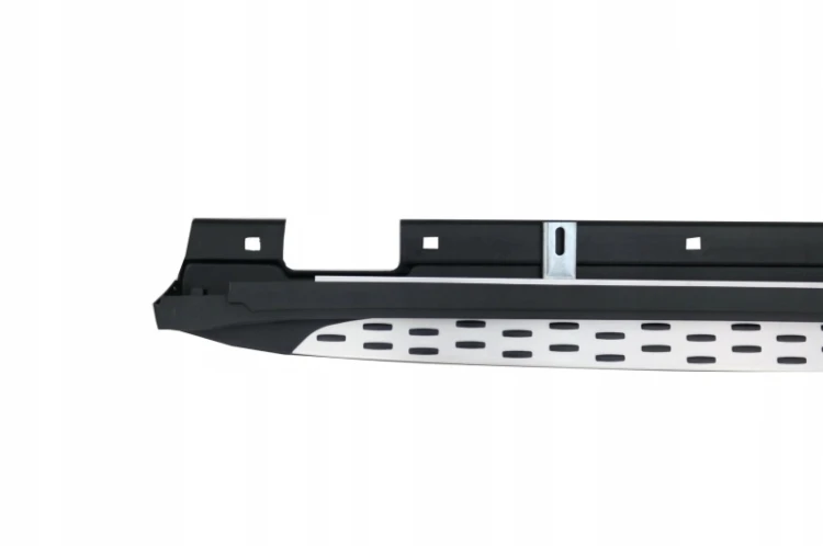 STOPNIE PROGOWE MERCEDES GLA CLASS X156 (2014-UP)