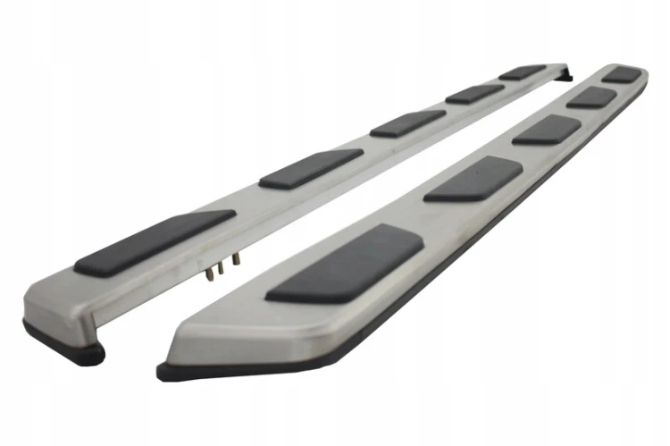 STOPNIE PROGOWE AUDI Q3 8U (11-UP)