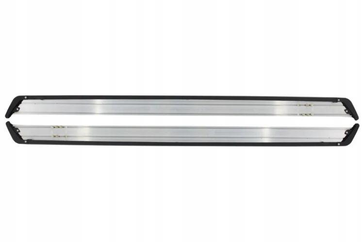 STOPNIE PROGOWE AUDI Q3 8U (11-UP)