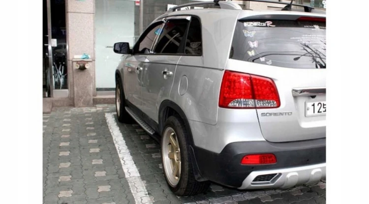 STOPNIE PROGOWE KIA SORENTO II UM (2012-2014)