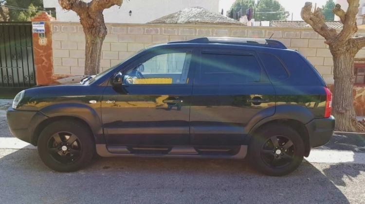 PROGI STOPNIE PROGOWE HYUNDAI TUCSON (2004-2010)