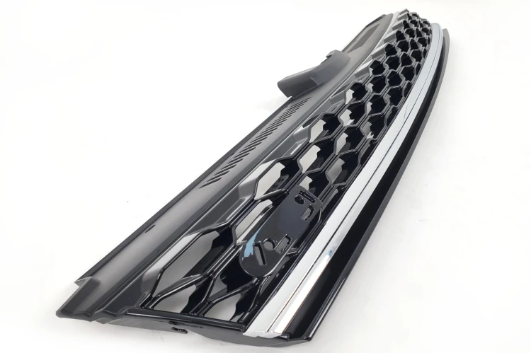 GRILL ATRAPA CHŁODNICY VW GOLF 7.5 FACELIFT (2017-UP) GTI DESIGN CHROME