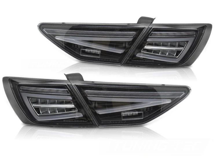 LAMPY TYLNE BLACK CLEAR SEAT LEON III 5F 12-20