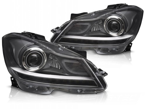 LAMPY PRZEDNIE REFLEKTORY KSENON MERCEDES W204 11-14