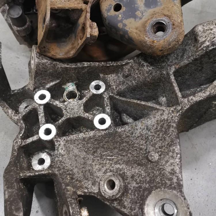 Podkładki stożkowe do Mini R53 R56 Tylne adaptery wahaczy
