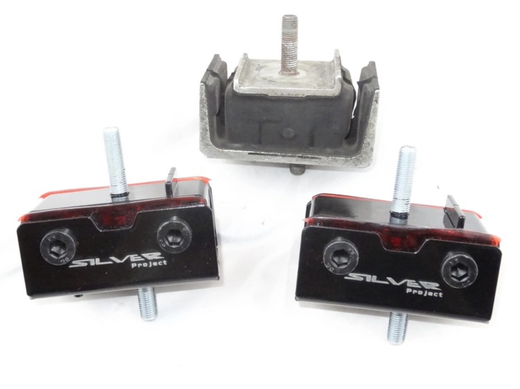 Poduszki silnika do Nissan Skyline RB26DETT