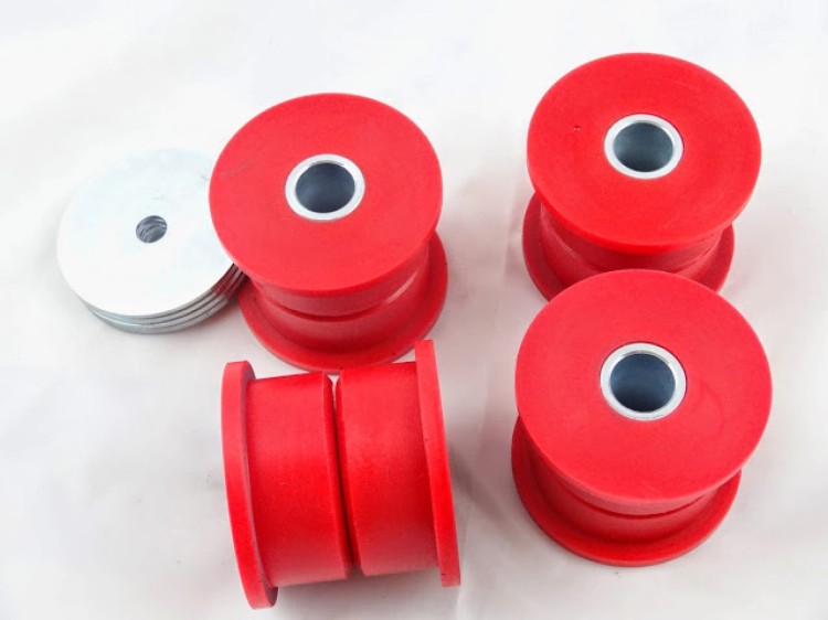 Tuleje tylnego wózka do Nissan 200sx S13,S14 Skyline R33,R34