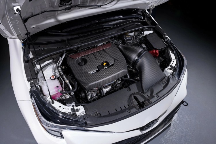 CARBONOWY UKŁAD DOLOTOWY EVENTURI TOYOTA GR COROLLA (MAT)